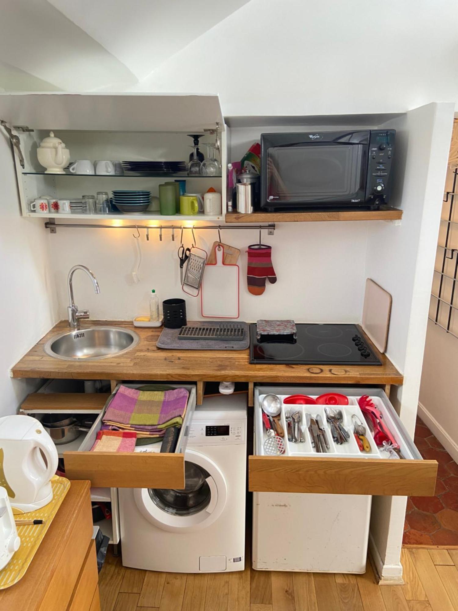 Marais Studio With Mezzanine Paris Bagian luar foto