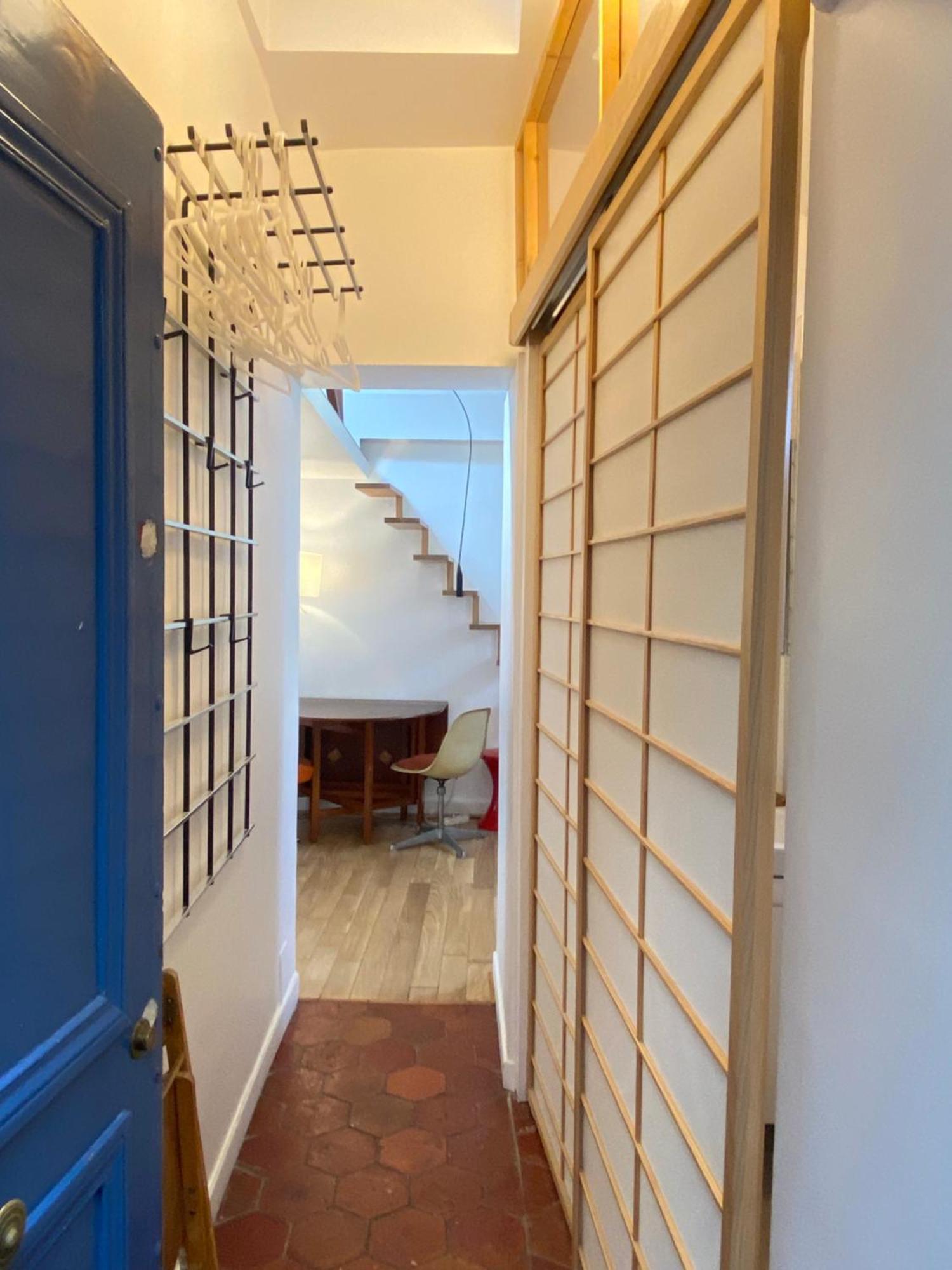 Marais Studio With Mezzanine Paris Bagian luar foto